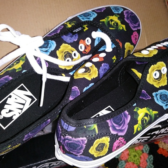 New in box New Old Stock Authentic Slim Rose Black - Picture 2 of 5